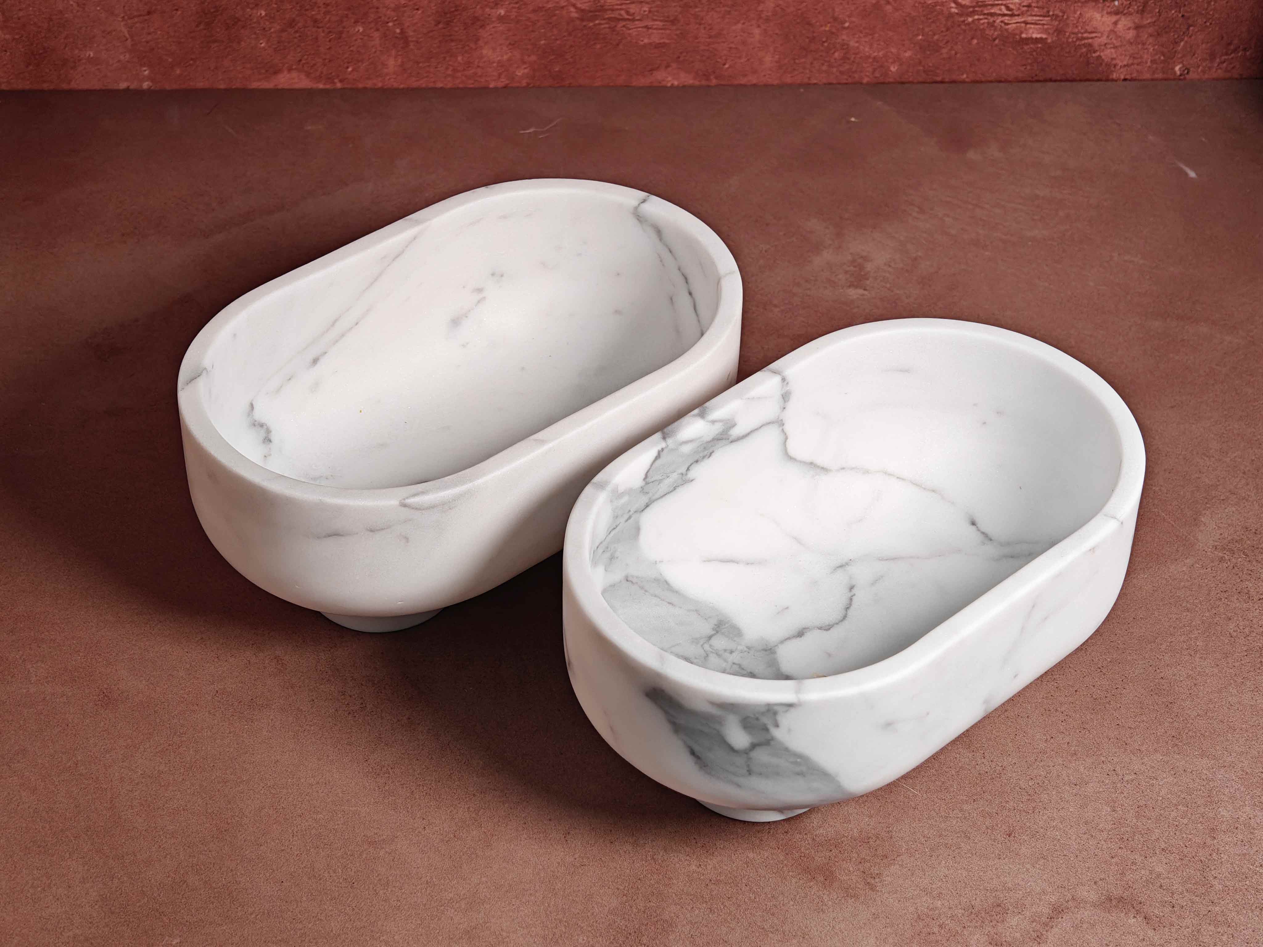 Bathtub tank